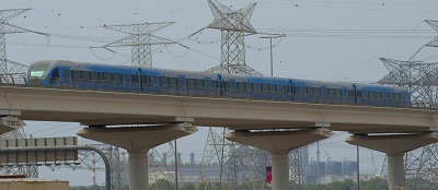Dubai Metro train nepenthes